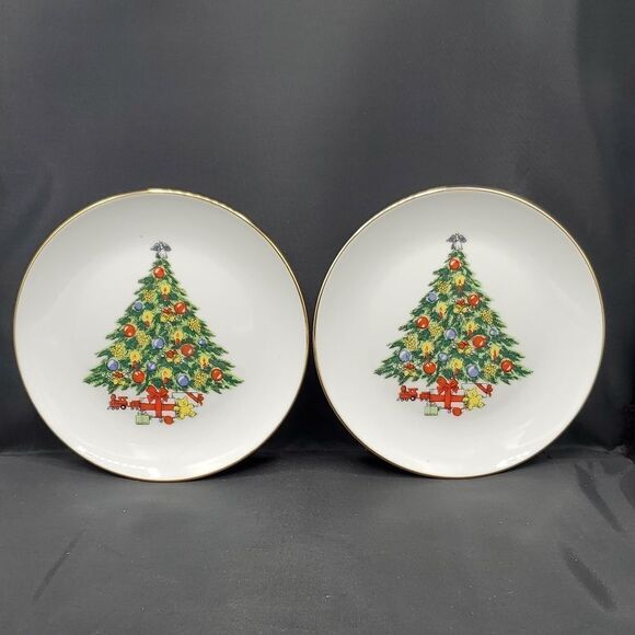 Jamestown China Christmas Tree Salad or Dessert Plate with Gold Trim 7.75" Set 2 - Picture 1 of 6